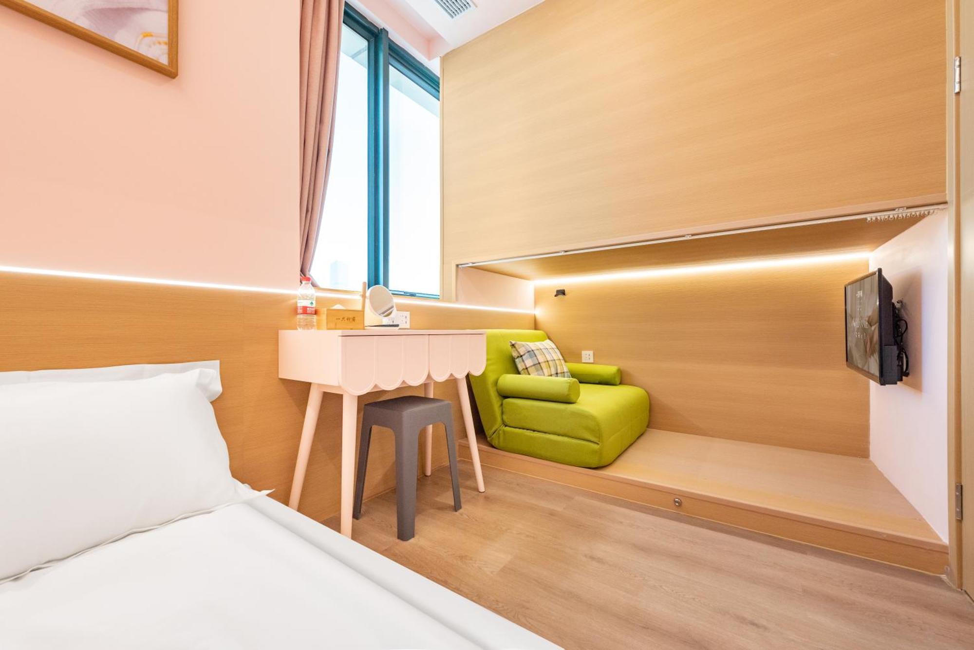 Lemon Hotel - Metro Line 1 Line 7 Changshu Road 200 Meters Sanghaj Kültér fotó